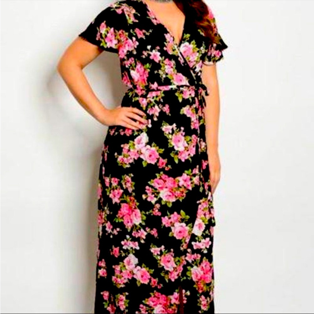 Knock Them Dead floral maxi dress, NWOT
